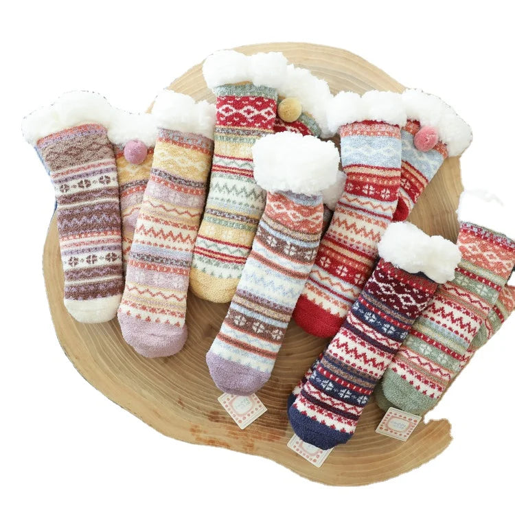 Wholesale Low Custom Logo Comfy Floral Coral Fleece Diamond Wave Antil-indoor Socks for Wool Winter Women