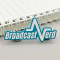 Manufacturer Custom Logo Metal Broadcast Nerd Pin Lapel Pin Painting Blue Soft Enamel Staff Uniform Name Letters Badge Emblem