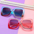 New Ins Custom Sunglasses Luxury Celebrity Photo Taking Pose Unique Sunglasses Oversized Fashion Square Sunglasses Women