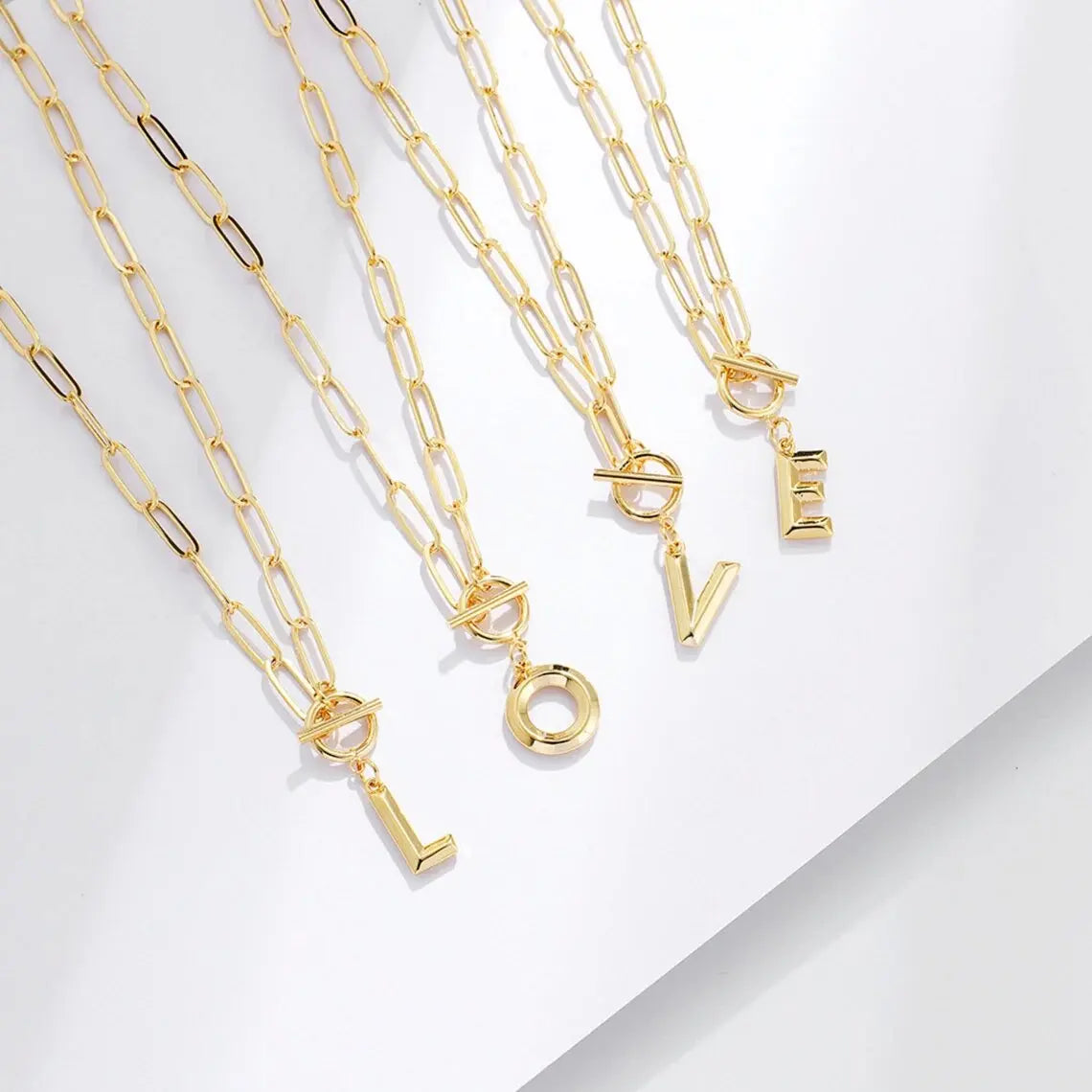 High Polished Stainless Steel Initial Paperclip Necklace Toggle Clasp Necklace Bridesmaid Gift Letter Charm Clasp Women Men