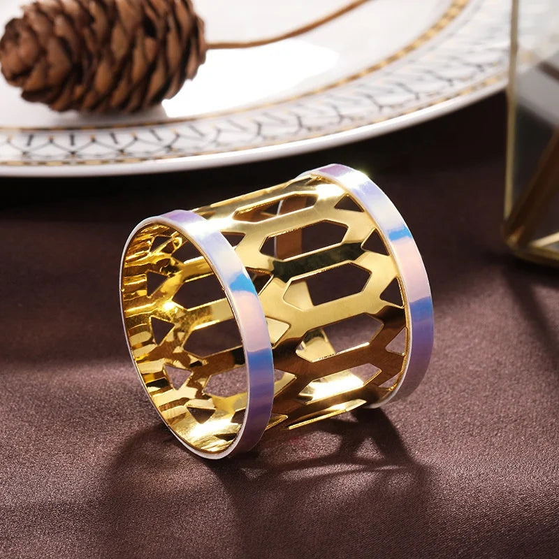 Hollow Metal Napkin Rings Thanksgiving Delicate Serviette Buckles Wedding Party Table Decoration Christmas Napkin Ring