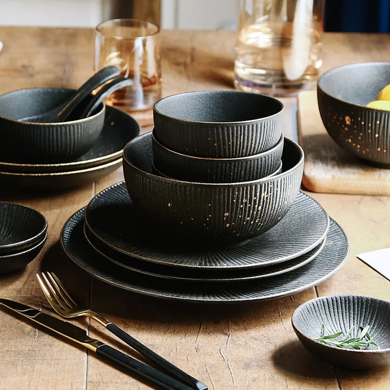 Eco-Friendly Matte Black Ceramic Steak Plate Gold Rim 8\" 10\" Pasta Restaurant Bowl Spoon Dinnerware Set for Charger Plate Dish
