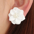 Fashion Simple Gold Woman Black Flower Earrings Party Club Accessories Ear Stud Earrings Fashion Jewelry Korean Pearl Earrings