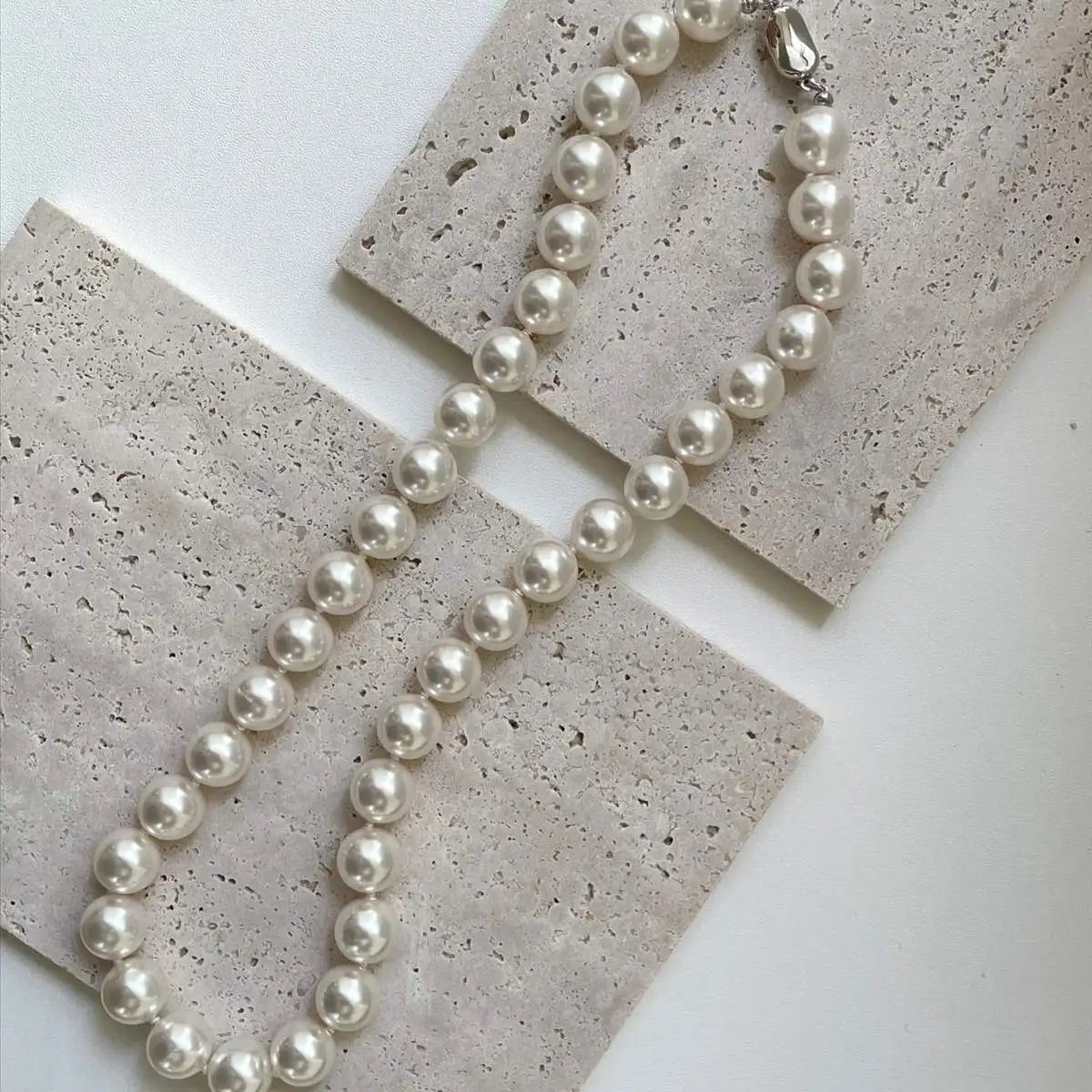 Wholesale 10mm Imitation White Freshwater Pearls Ball Shape Classic Engagement Wedding Party Rope Beads Necklace Gift Can Add