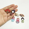 Yiwu Wintop Retro Japanese Style Kimono Woman Fan Matryoshka Doll Design Flatback Two Hole Wooden Kids Novelty Buttons