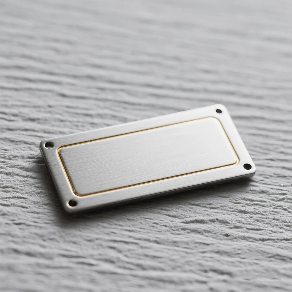 Factory Free Design 3D Silver Brass Gold Branded Emblem Stainless Steel Aluminum Engrave Nameplate Pin Custom Metal Name Plate