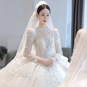 S6635F Drop Shipping New Bride's Big Tail Is Thin Princess Long -sleeved Heavy Work Court High -level Lace Wedding Dress