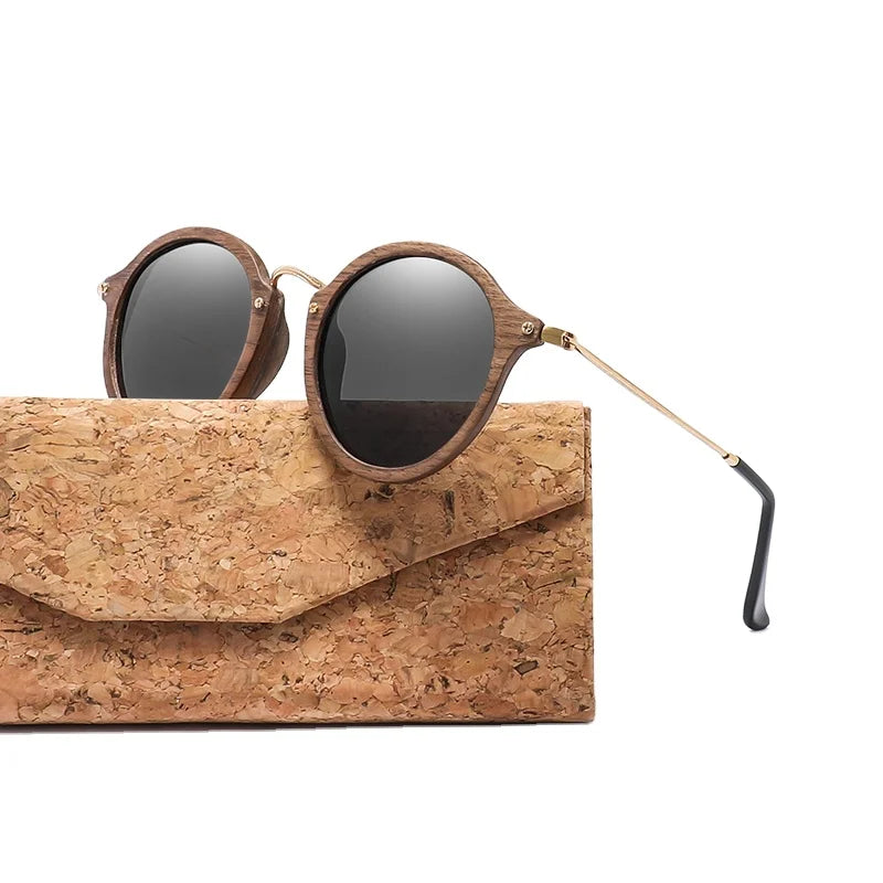 Vintage Fashion Ultralight Polarized Handmade Round Wood Sunglasses for Wen and Women with Case
