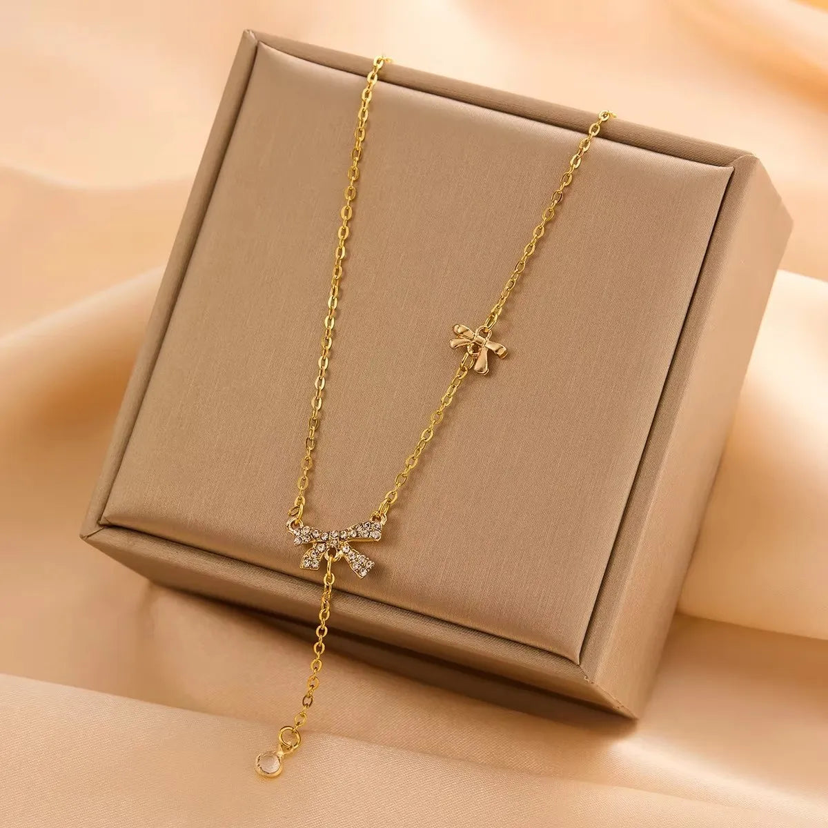New Premium 18k Gold Plated Collarbone Chain Jewelry Light Luxury Multi-style Colorless Stainless Steel Necklace Gifts for Women