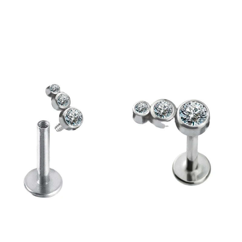 Gzn Wholesale G23 Titanium Body Piercing Internally Threaded Bezel Set 3-CZ Stone Clearuster Top Labret