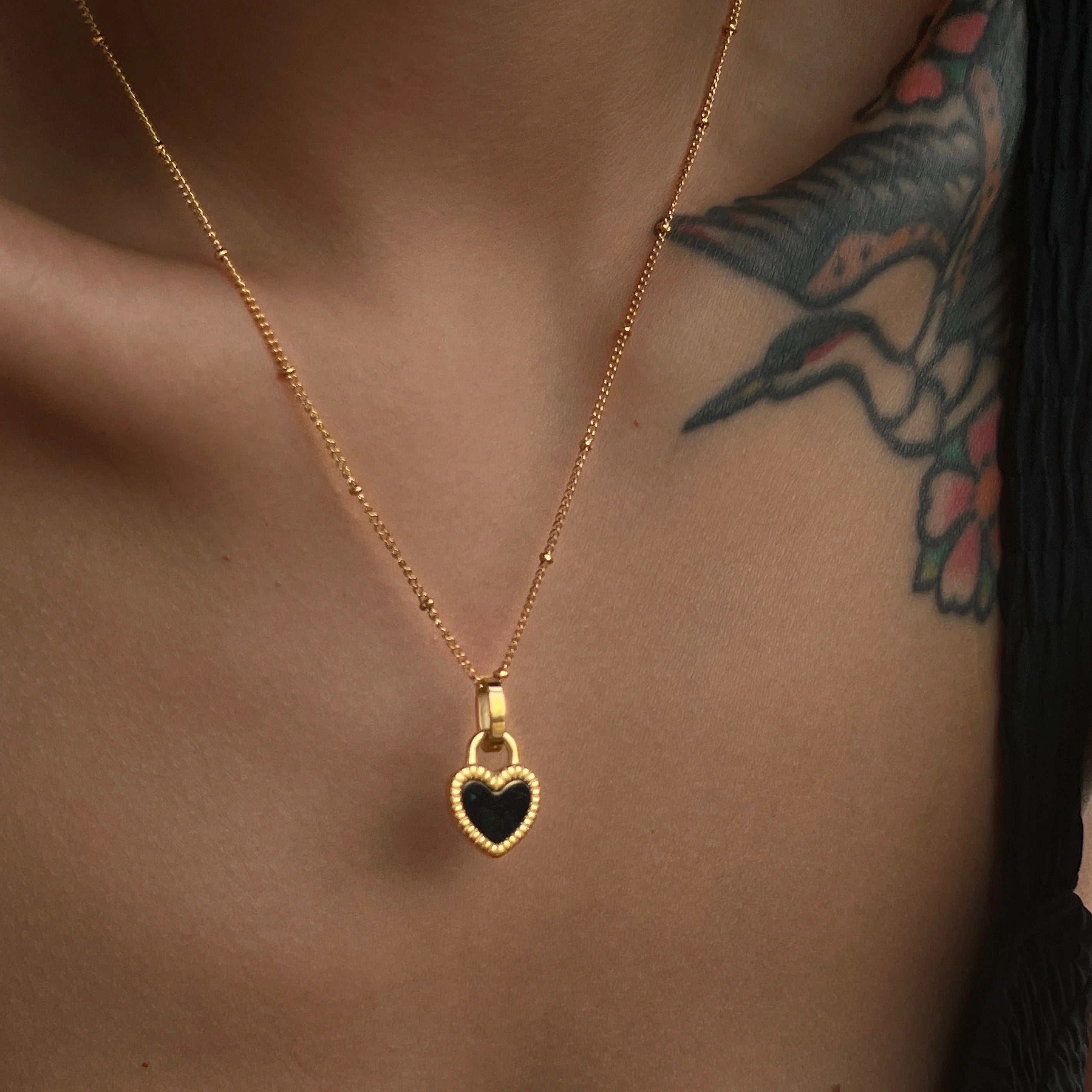 2025 Dazan New Ins 18k Gold Plated Tarnish Free Stainless Steel Two Sides Color Design Love Lock Pendant Necklace for Women