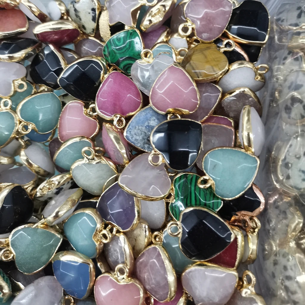 Mini Size Heart Pendant Gold Plating Designer Charms Nature Stone Crystal Heart for Girls Women Jewelry Making Accessory