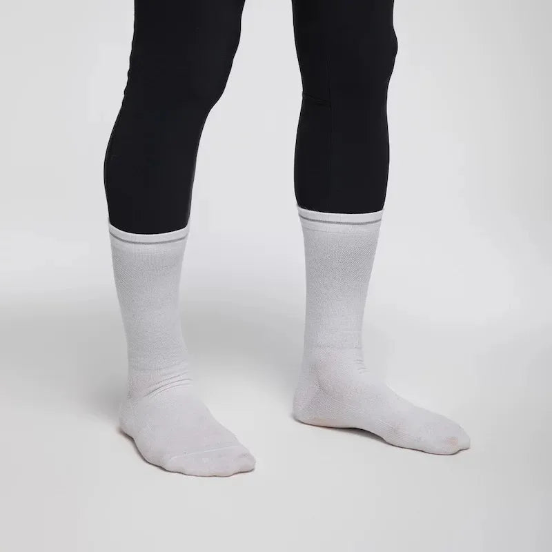 B238 Professional Lightweight Breathable Reflective Cycling Socks Tennis Road Workout Quick Drying Moisture Wicking
