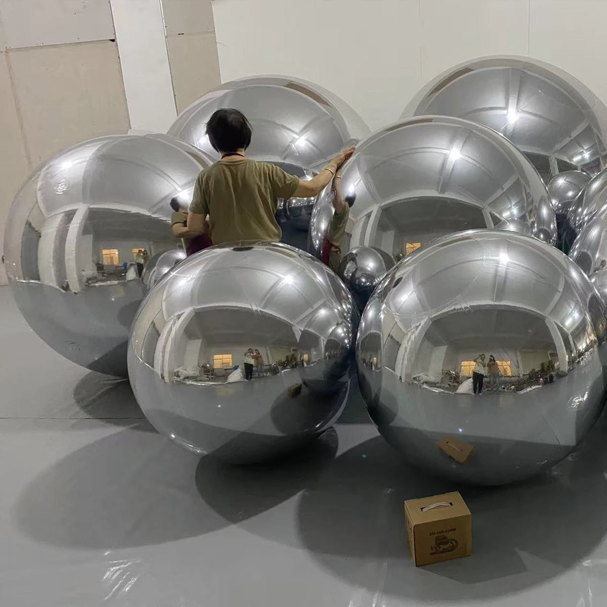 TianYi Tech Christmas Wedding Party Events Disco Reflective Large Giant Shiny Inflatable Silver Balloon Mirror Ball 8m