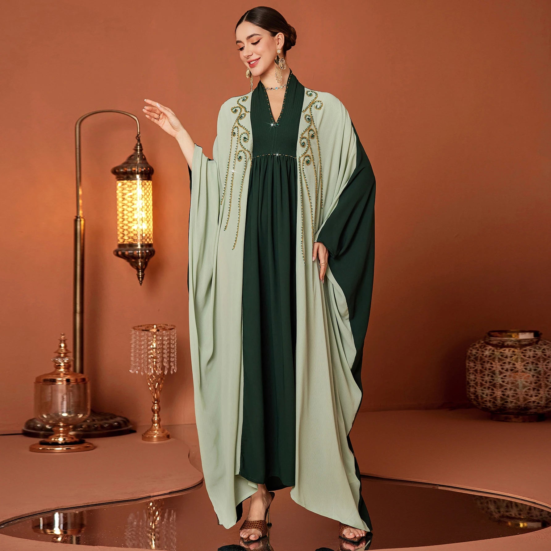 2025 Eid Kaften Muslim Women Bat Sleeve Abaya Arab Embroidered Bead Robe Islamic Clothing Fashion Elegant Dress Caften