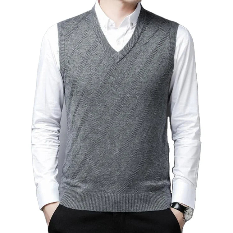 England Style Mens Sweaters Autumn Winter Warm Pullovers Sleeveless V Neck Knitted Vest Elegant Casual Sweater Vests