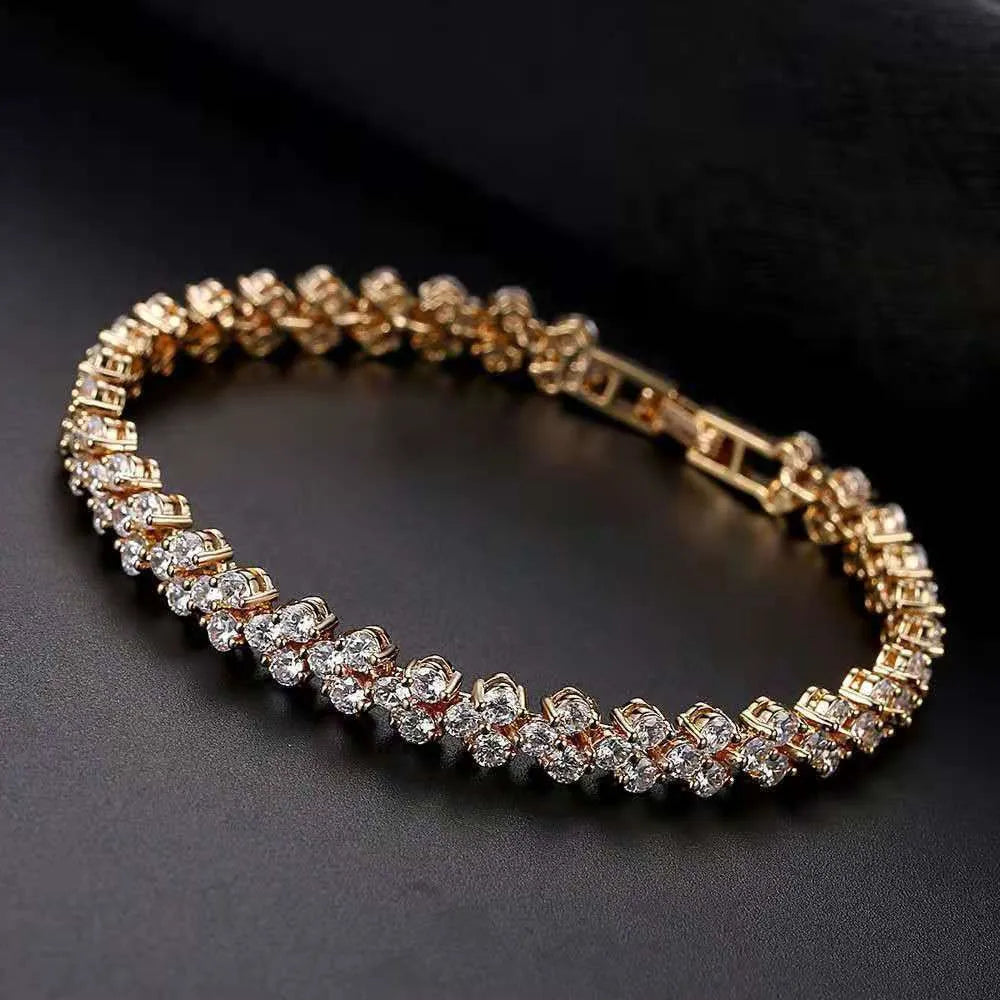 Hot Selling Luxury Stylish Fashion Shining Girl Friend Gift Wholesale Women Jewelry Faceted Crystal Bracelet