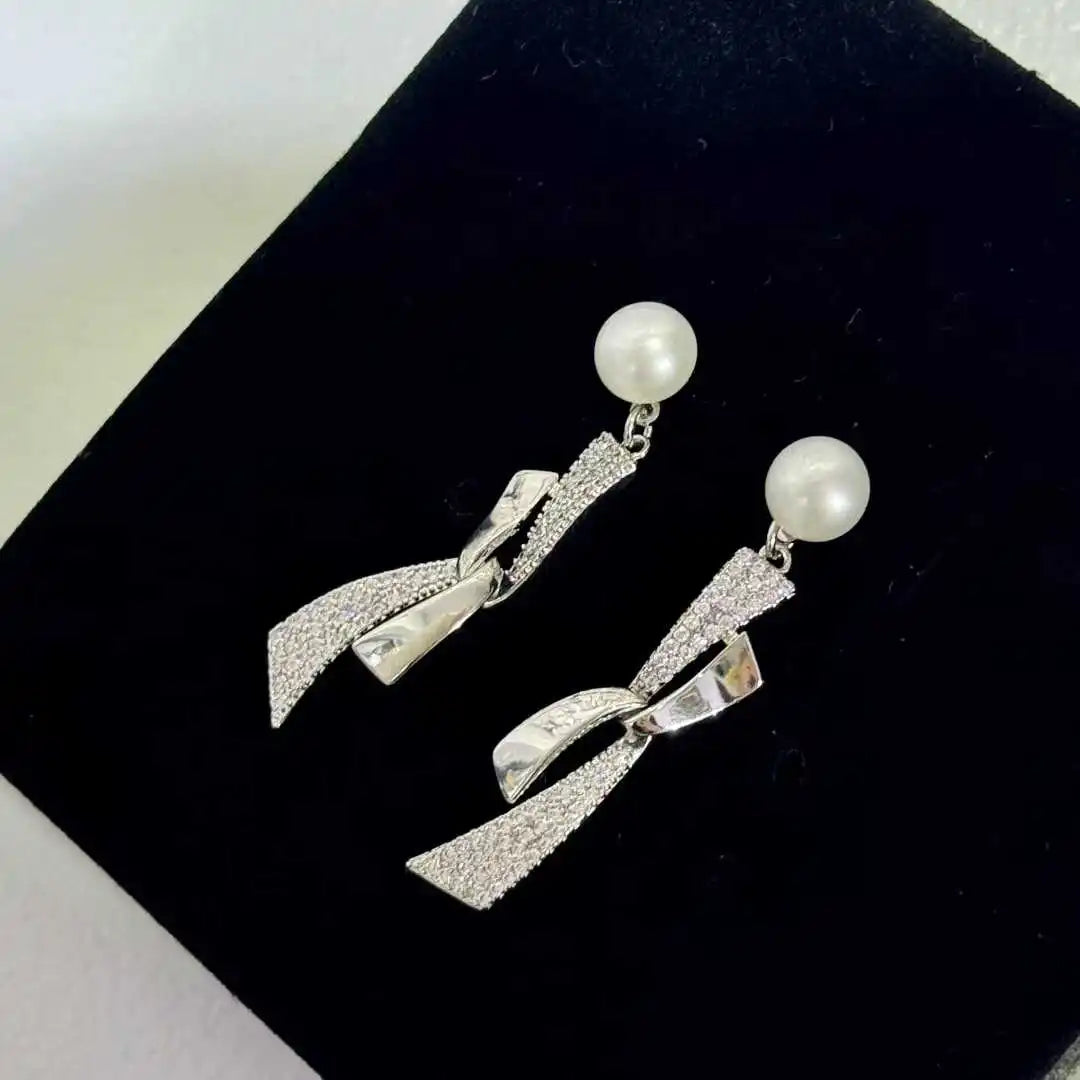 Allergy Resistant Platinum Plated AAAA Drop Earrings with Blade Bow Design 6-7mm Pearl Jewelry for Women