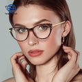 Teenyoun 2024 Lady Cat Eye Blue Light Blocking Optical Glasses Chameleon Eyewear Photochromic Glasses Compute Manufacturer