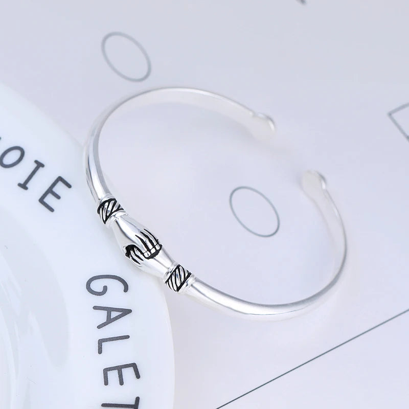 Personality New Art 925 Sterling Silver Jewelry Female Simple Bar Shake Hands High-quality Popular Open Bracelet