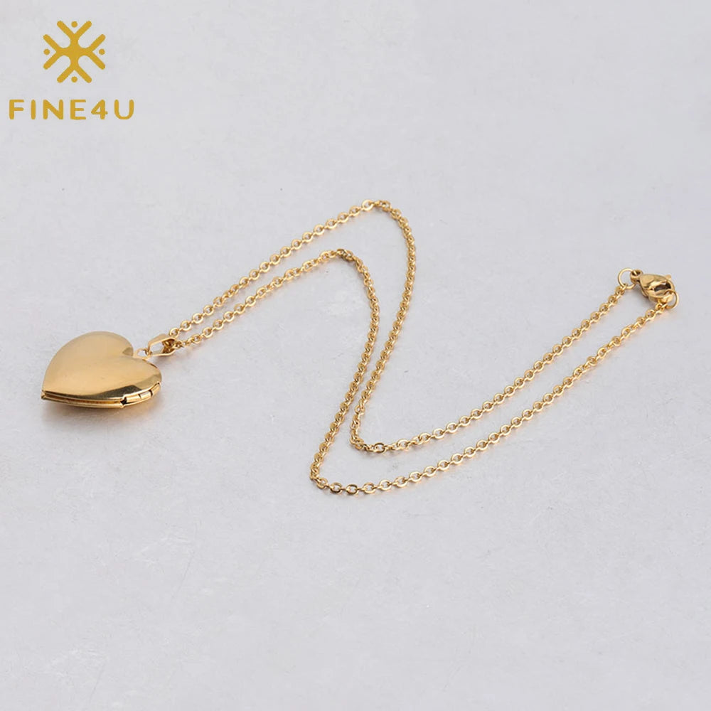 Custom Jewelry Manufacturers Gold Plated Stainless Steel Heart Shaped DIY Picture Locket Pendant Necklace
