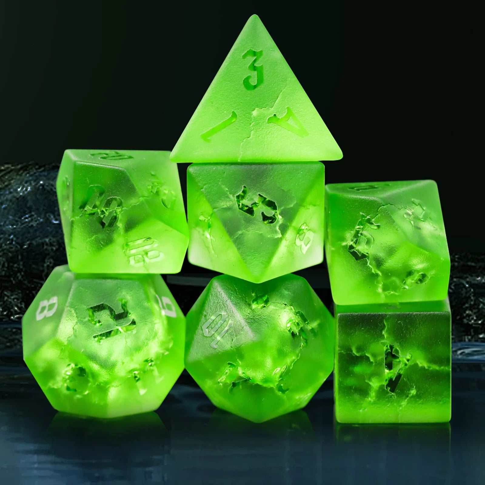 Factory Wholesale Customizable Logo D&D DND Green Matte Cracked Crystal Dice Set for Dungeons and Dragons RPG