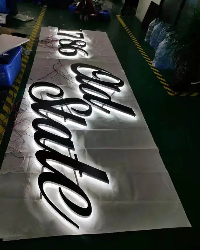 Illuminated LED Electronic Signs Outdoor Wall Store Front 3D Business Advertisements Acrylic Stainless Steel Channel Home