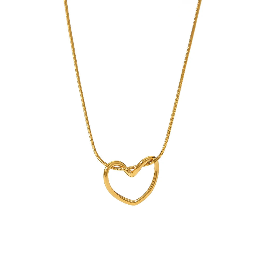 Popular Hollow Out Twist Love Shape Choker Heart Necklace Stainless Steel Gold Plated Dainty Jewelry