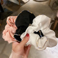 2023 Fashion Trendy Luxury Elastic Hair Bands Satin Fashion Hair Scrunchies for Girls