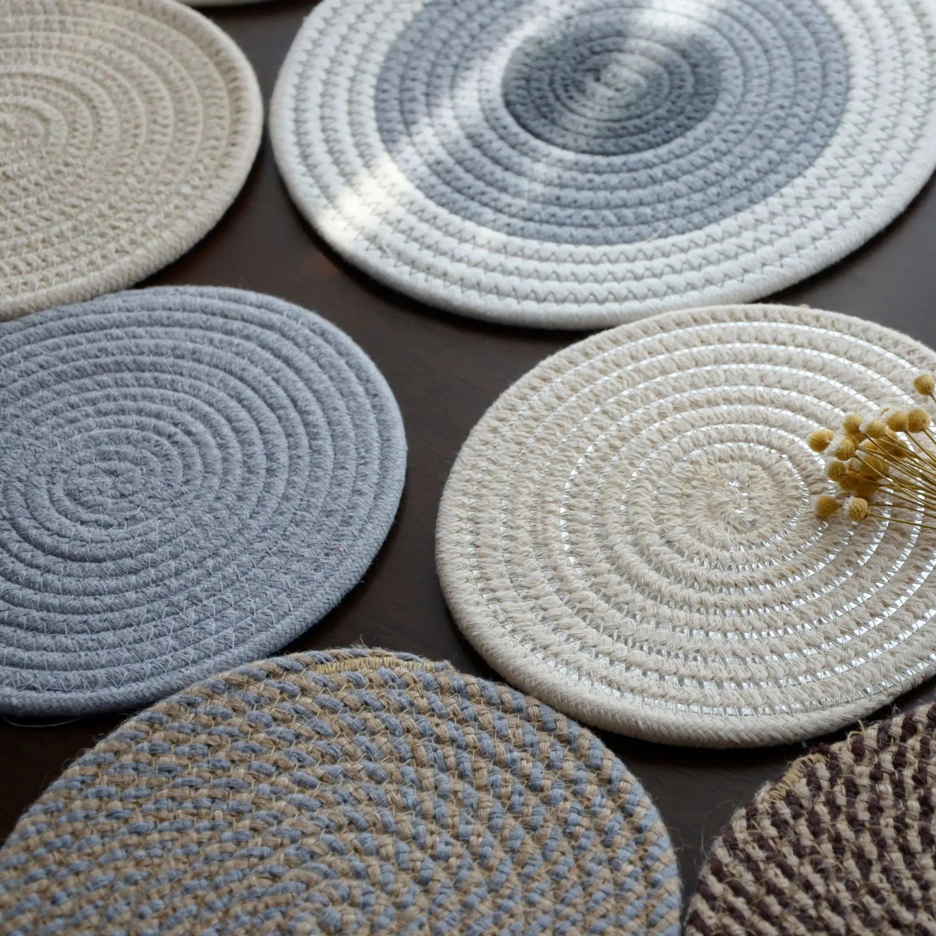 Cotton Rope Placemat Hand-woven Cup  Thick Heat Insulation Placemat Nordic Simple Cotton and Linen Table Mat