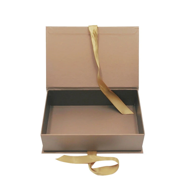 Customize Foldable Magnetic Ribbon Bow Closure Luxury Cardboard Boxes Gift Sets Clothing High Heels Packaging Embossing Recycled