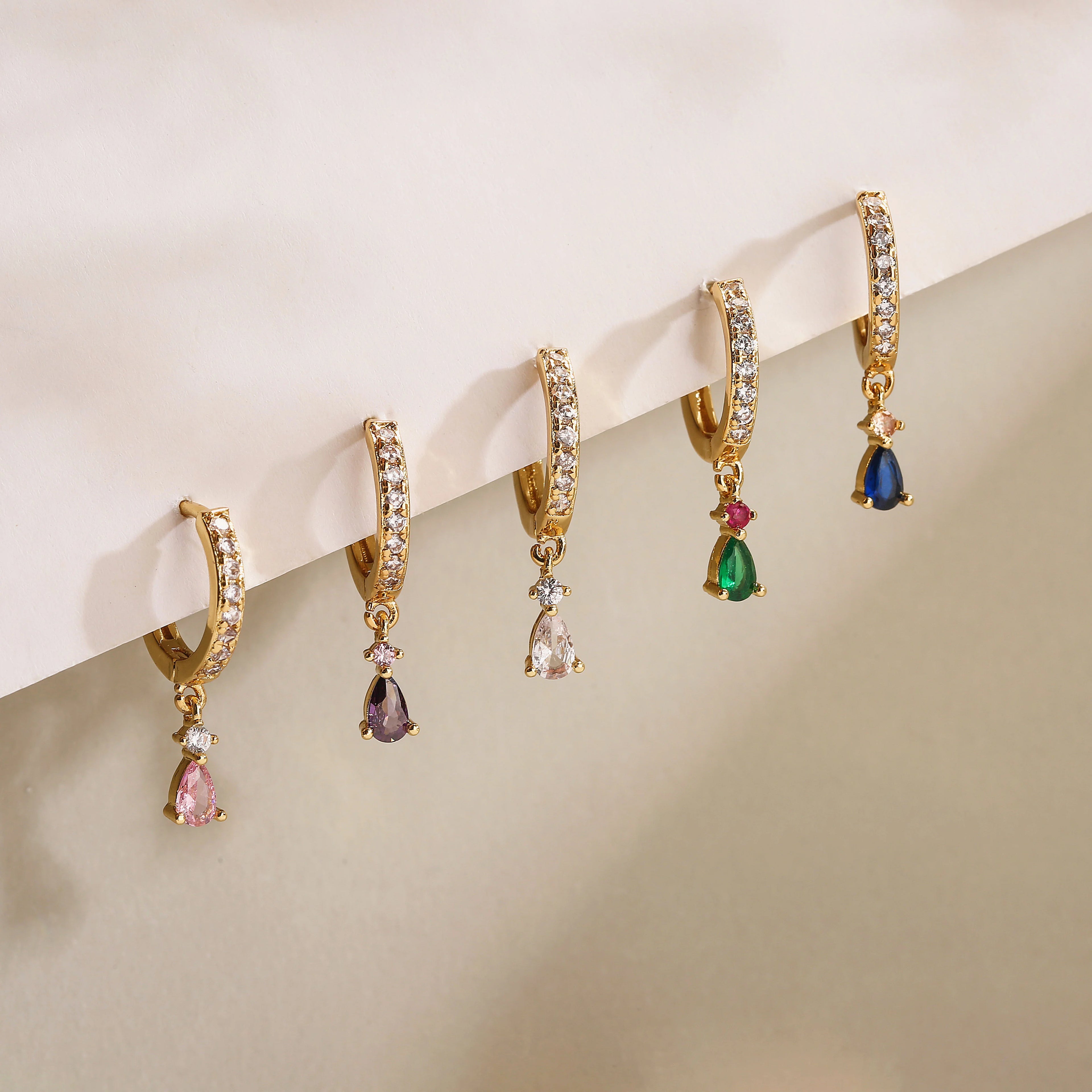 Factory Price Elegance 18K Gold Plate Irregular Fresh Water Drop Hoop Earrings for Women Earrings Set