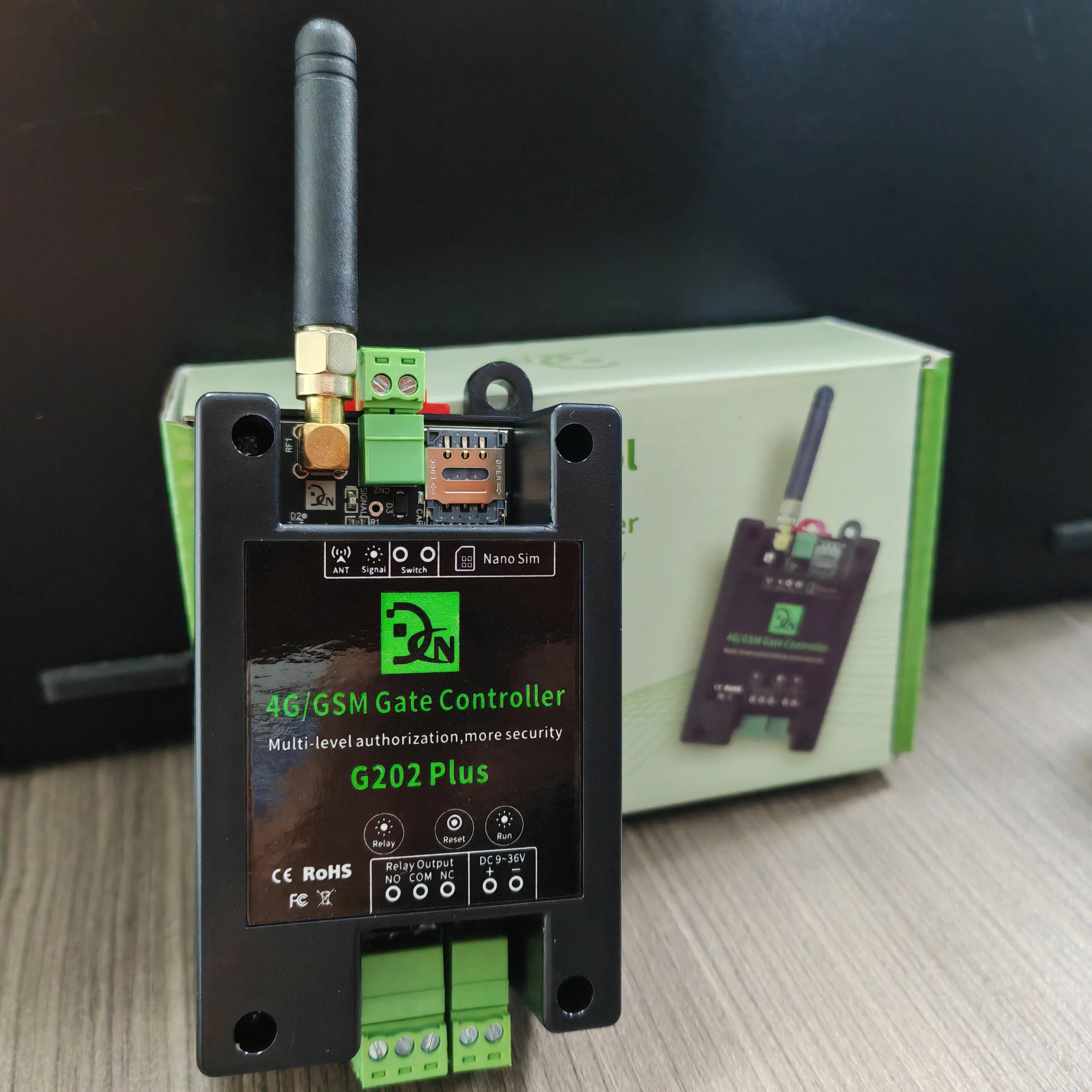 New Version  G202plus Smart 2G Gsm Relay Controller Opener Remote Control Parking Systems Equipments Support 999Users