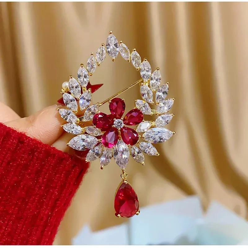 Women Girls Exquisite High-end Rhinestone Pendant Badges Pin Fashion Elegant Lady Creative Suit Clothing Crystal Brooch Corsages
