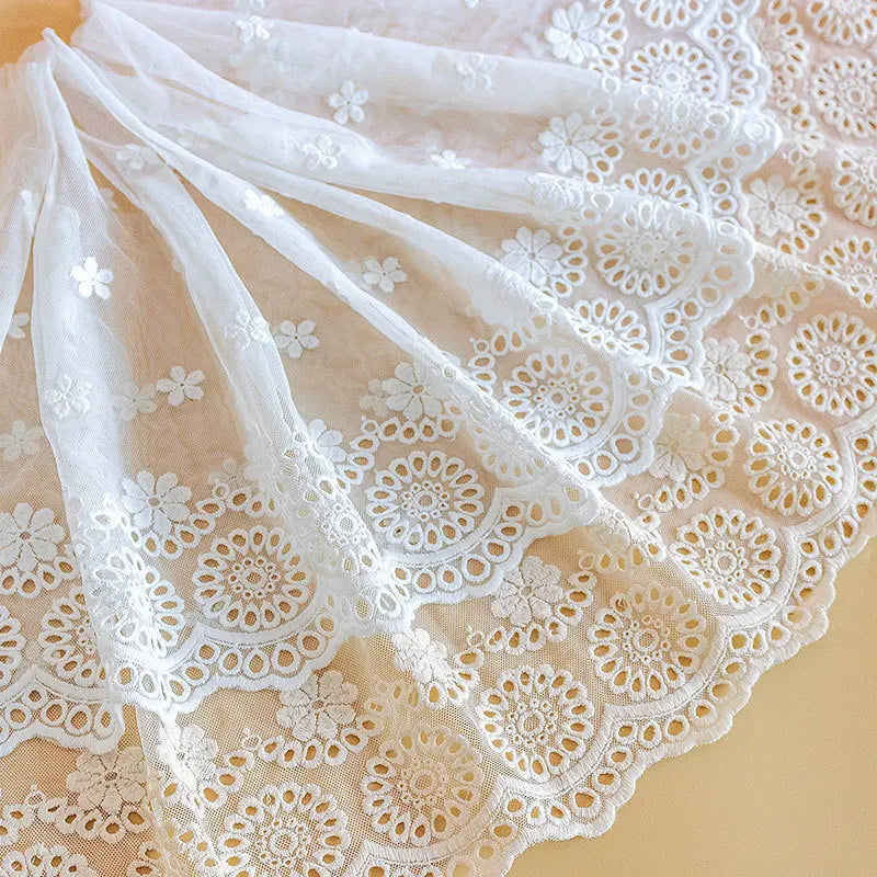 Custom Luxurious Beige Nylon Jacquard Mesh Cotton Tulle Textile Lace Trim Embroidery Fabric for Wedding Dress