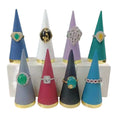 New Design Cheap Luxury 8 Colors Options Fashion Metal Jewelry Ring Cone Finger Display Stand