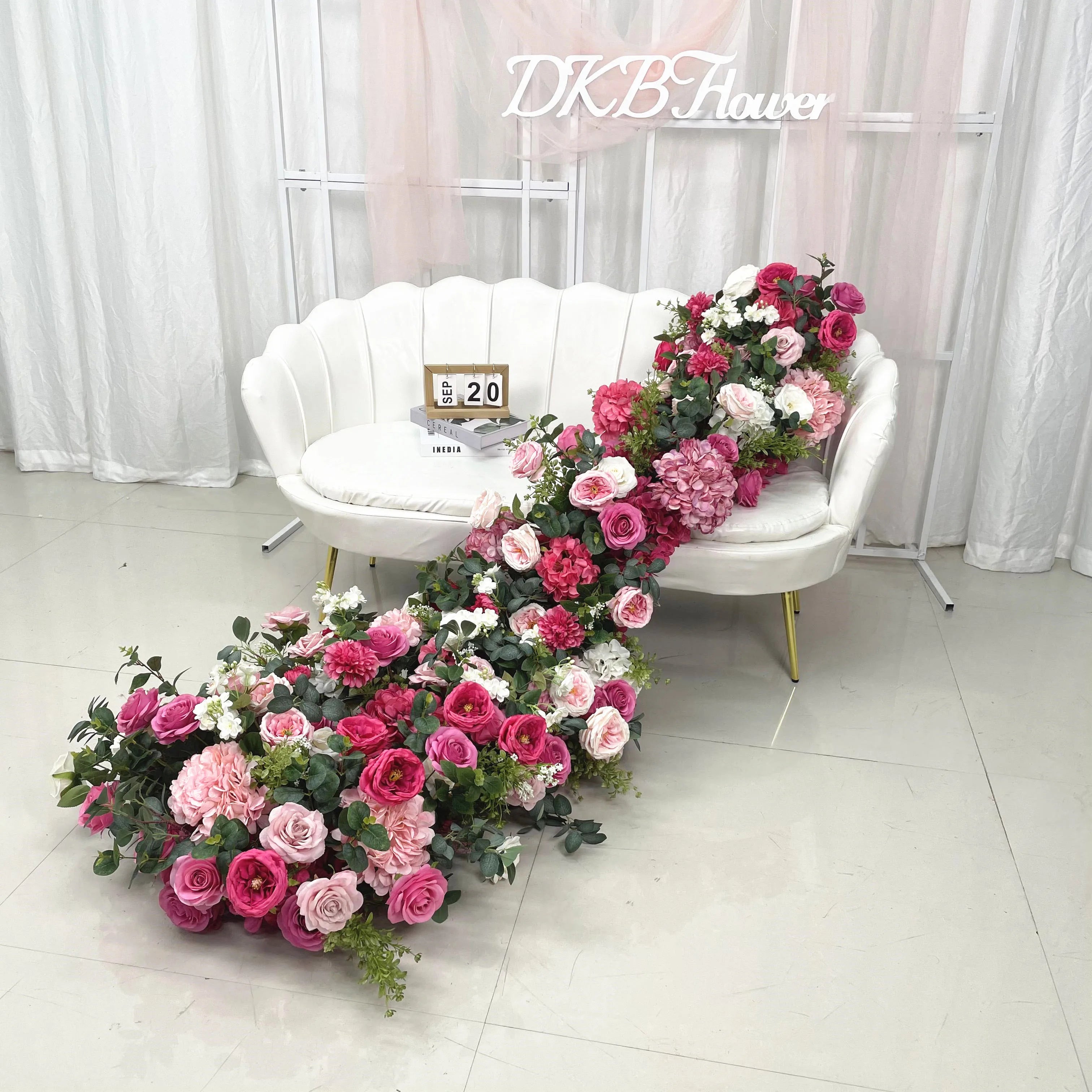 DKB Factory Custom Wedding Flower Runner Wedding Centerpieces & Table Decorations Purple Silk Rose Flower Runner Wedding Table