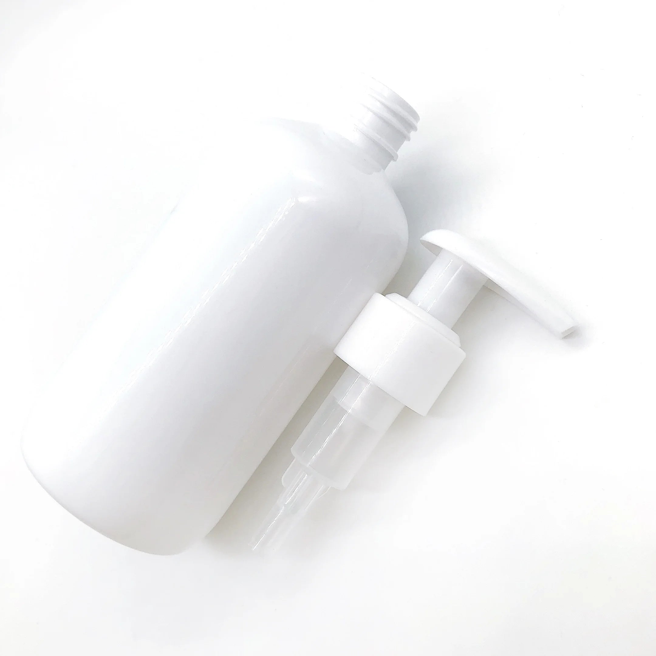 24/410 Liquid Dispenser Pump with Free Logo Design Plastic Lotion Pump with Left-Right Lock and Outside Spring