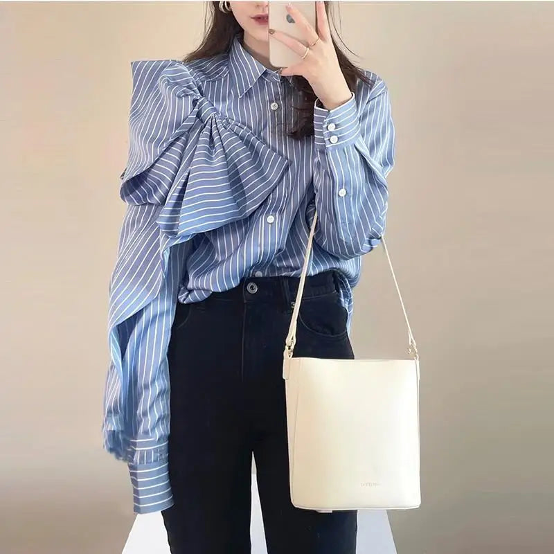 Wholesale 2026 New Fashion Shirt French Elegant Retro Temperament Design Sense Long-sleeved Striped Blue Women Shirt