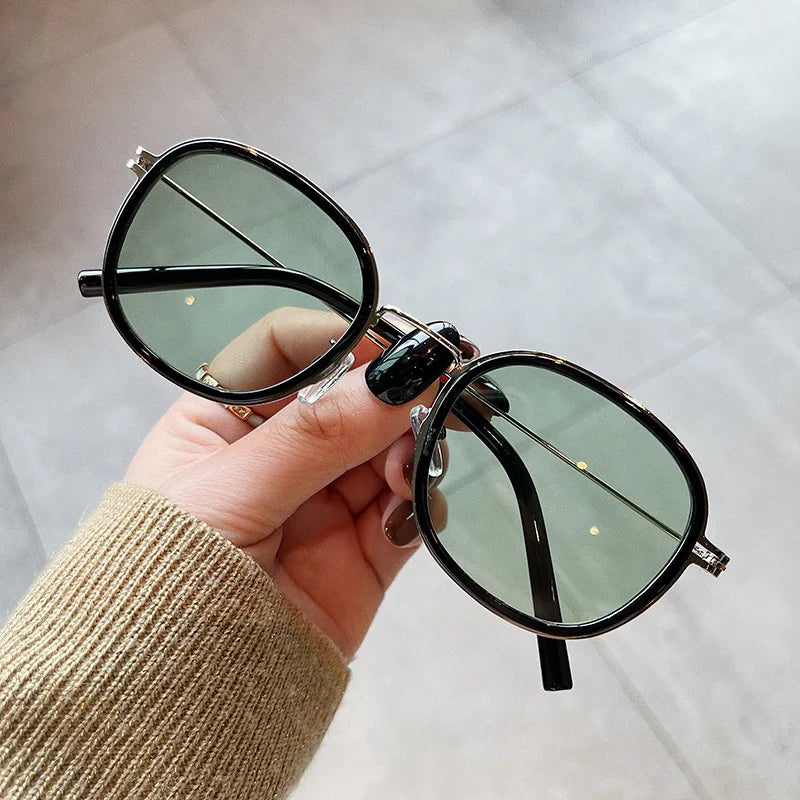 QA20223 Fashionable Eyewear Driving Outdoor Gafas New Round Alloy Sunglasses Oval Ocean Colorful Sun Glasses for Women