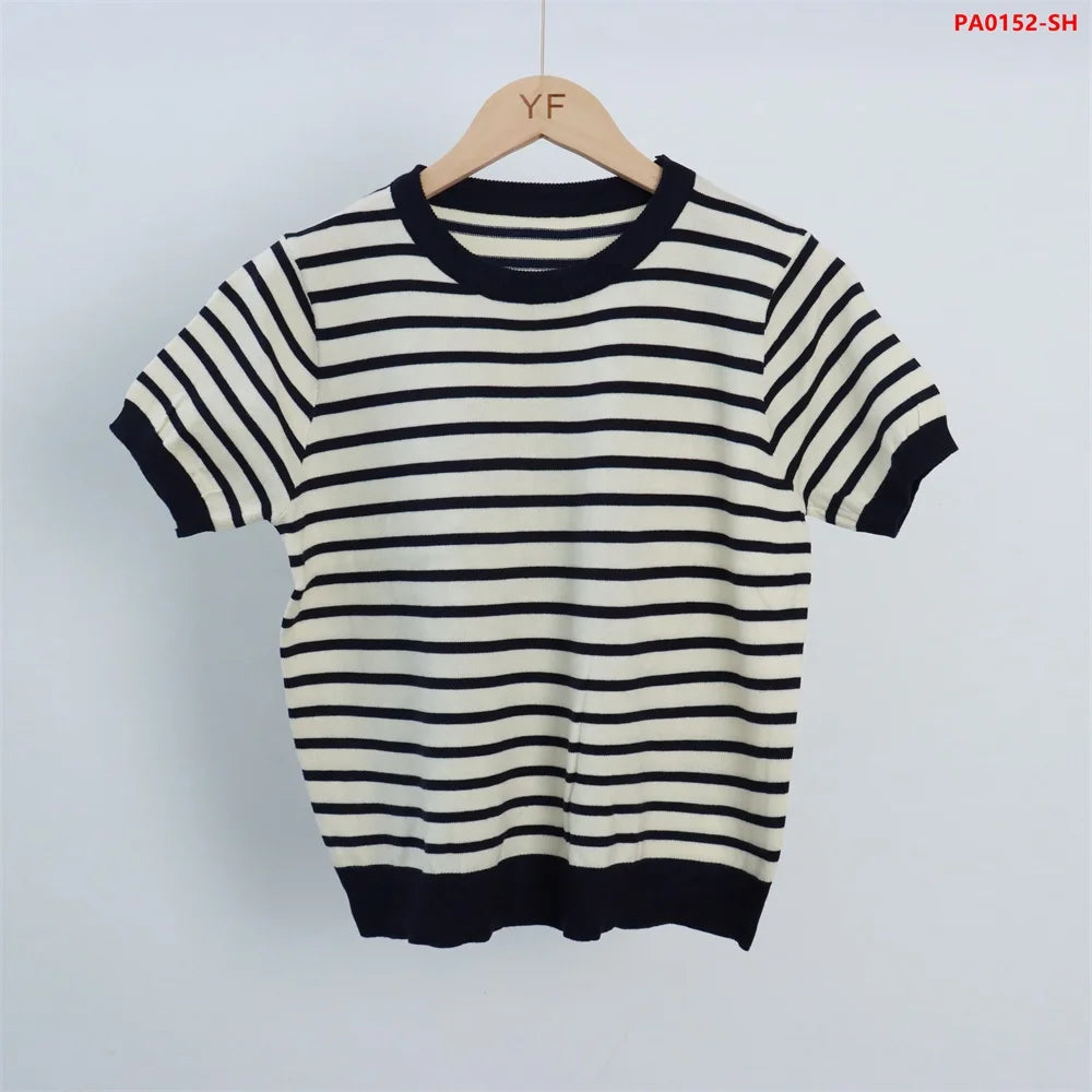 Elegant Basic Casual Summer Striped Crew Neck Short Sleeves Women's Flat Knitted Custom Sweater Manufacturer