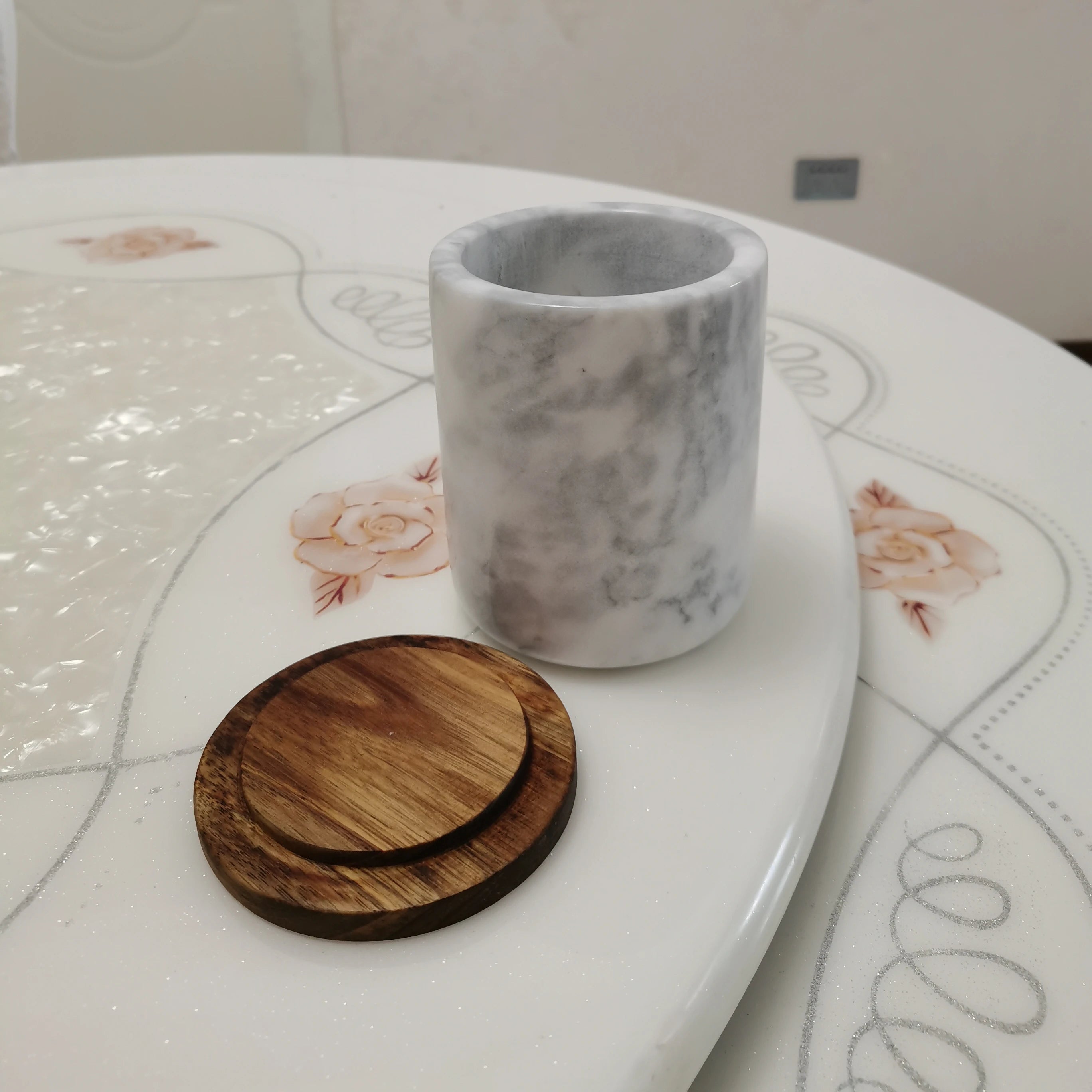 Top Quality Natural Marble Stone Candle Cosmetic Jar Home Decor Marble Candle Holder Jars Marble Jar With Wood Lid