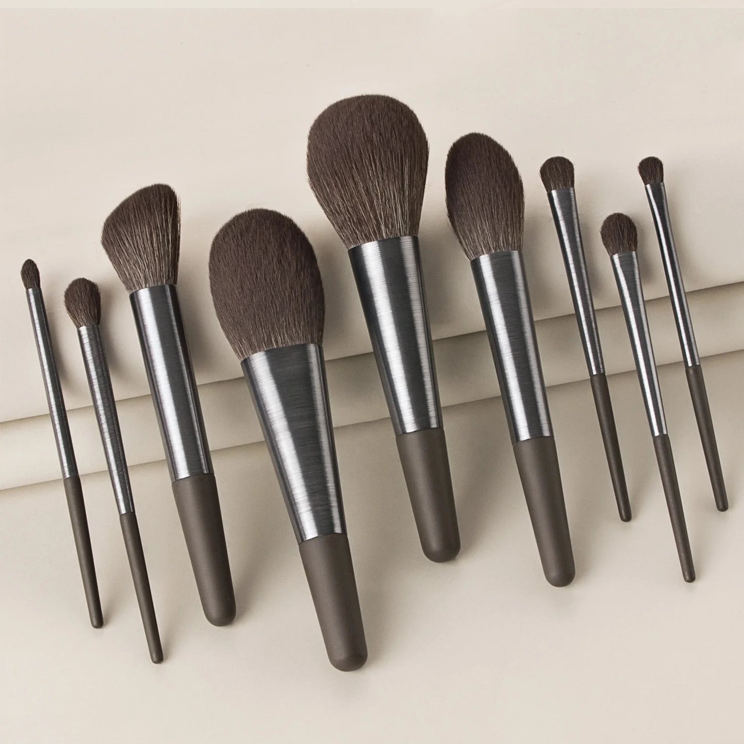 High Quality 9Pcs Wooden Handle Face Powder Foundation Brushes Professional Eyeshadow Makeup Brush Set