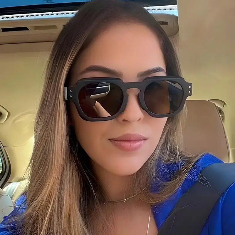 2024 Custom Designer Square Sunglasses for Women Men Rectangle Shades White Red Frames Fashionable PC Glasses Custom Logo