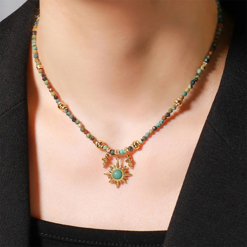 Hot Selling Vintage Colored Natural Stone Handmade Beaded Necklace Luxury Anti-fading Turquoise Copper Pendant Sun Necklace