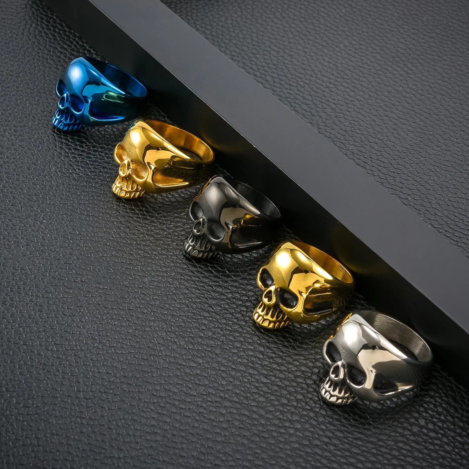 Men's Skull Rings Fashion Jewelry Gothic Punk Skull Ring Silver Stainless Steel Ring for Man