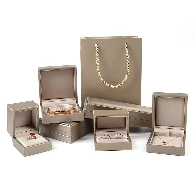 Gift Box Display Jewelry Box Transparent Film PU Nice Customized Logo Item Packaging Jewelry Box Color Accept OEM