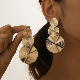 2024 Fashion Jewelry Minimalist Earrings with Women's Metallic Style Design Geometric Circular Fashion 18k Gold Drop Earrings
