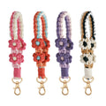Summer Wristband Flower Macrame Keychain Wristlet Handmade Woven Floral Wristlet Bracelet Daisy Flower Keychain Schlusselbund