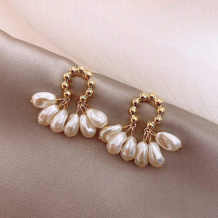 S925 INS Style Gold-Plated Dangling Pearl Stud Earrings Unique Baroque Pearl Drop Earrings for Girls Fashionable